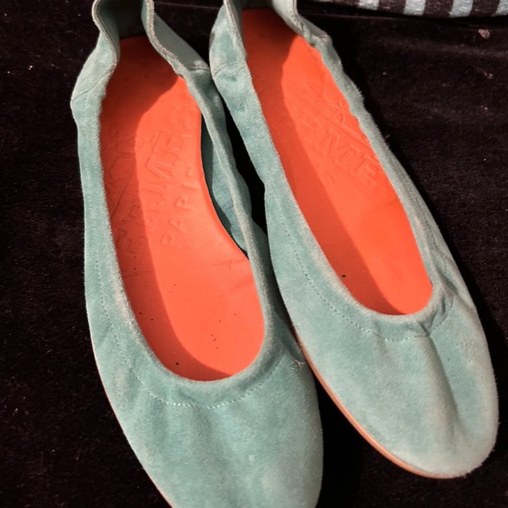 HERMÈS Suede Ballet Flats - Mint Green - Round Toe. Size European 36, USA 6